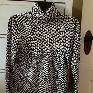 J Crew S  Black and White heart turtleneck top